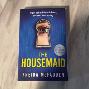 The Housemaid - Freida McFadden (Book 1 of 3)